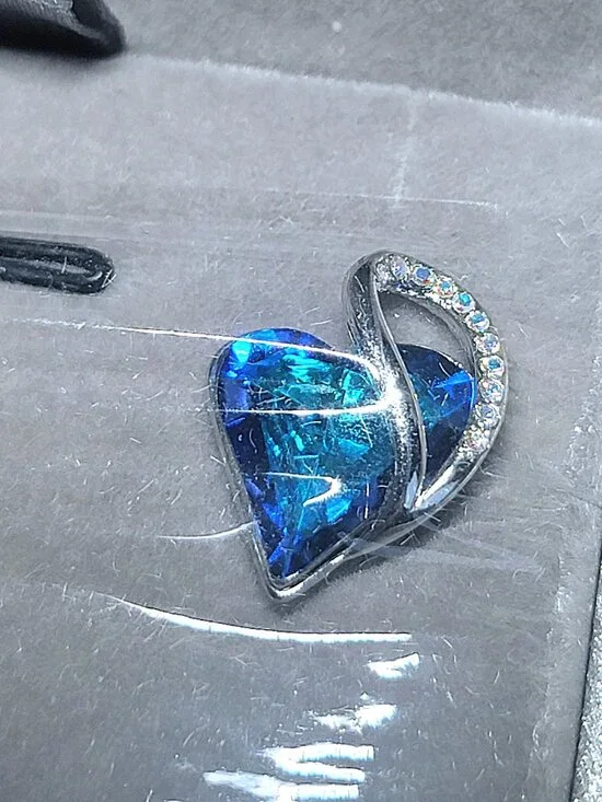 Leafael Infinity Love Heart Birthstone Stud Earrings for Women Bermuda Blue Sept - Picture 9 of 11